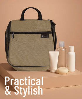DD D&D Wanderlust Hanging Travel Toiletry Bag closed view