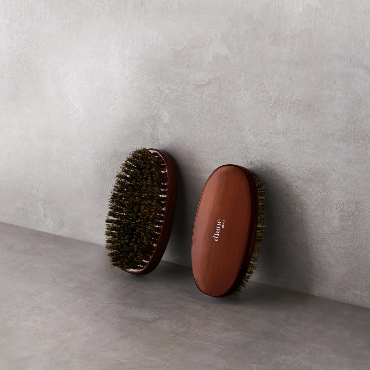 Diane Hair Brush packaging display