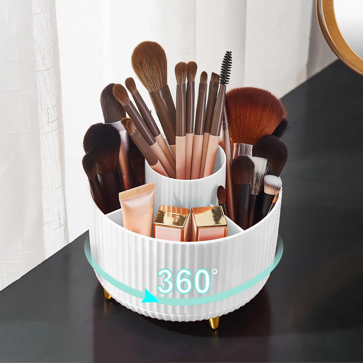 Diesisa Makeup Brush Holder Organizer front view in white