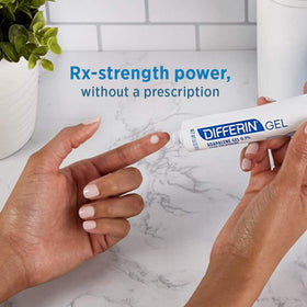 Differin Adapalene Gel 0.1% application on skin