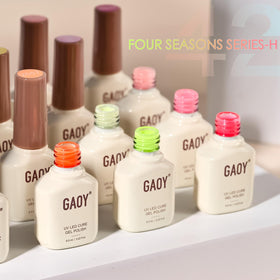 Display of GAOY Gel Nail Polish Set and UV lamp