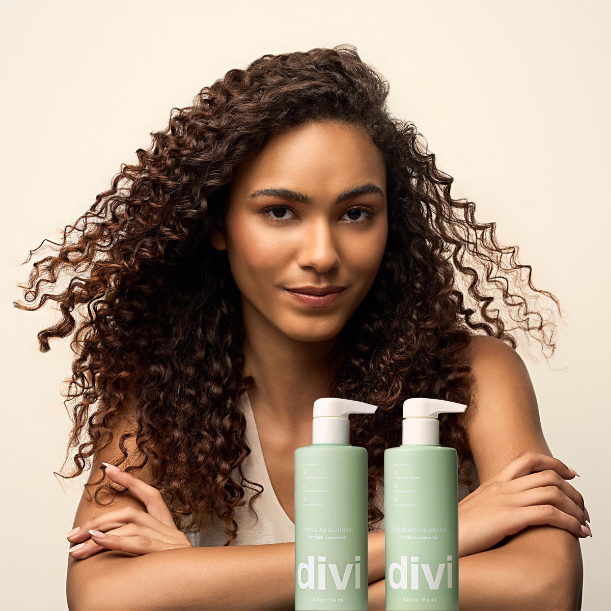 Divi Hydrating Shampoo and Conditioner set with natural ingredients