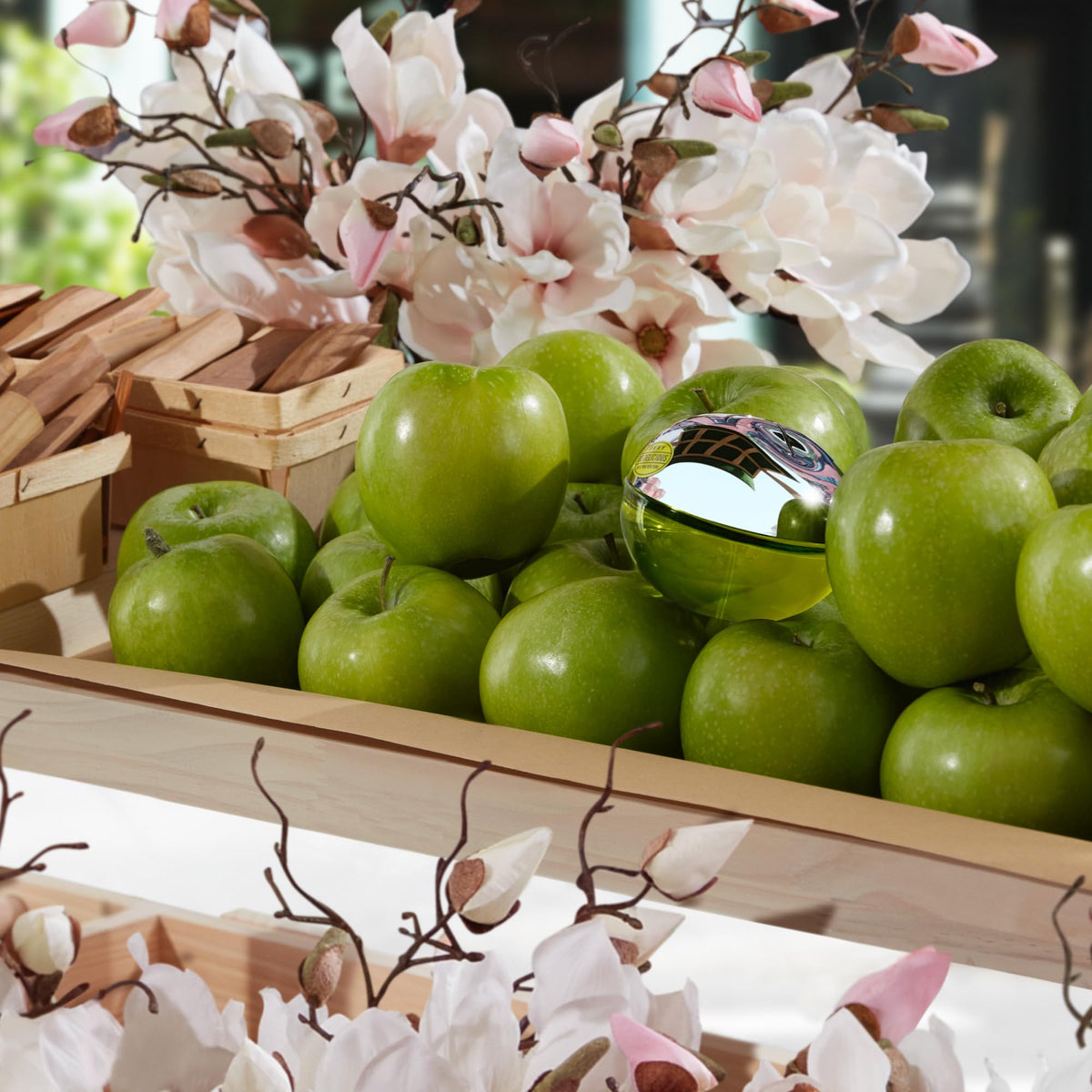 DKNY Be Delicious Gift Set displayed on a festive background