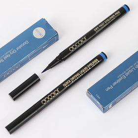 docolor blue eyeliner lifestyle shot