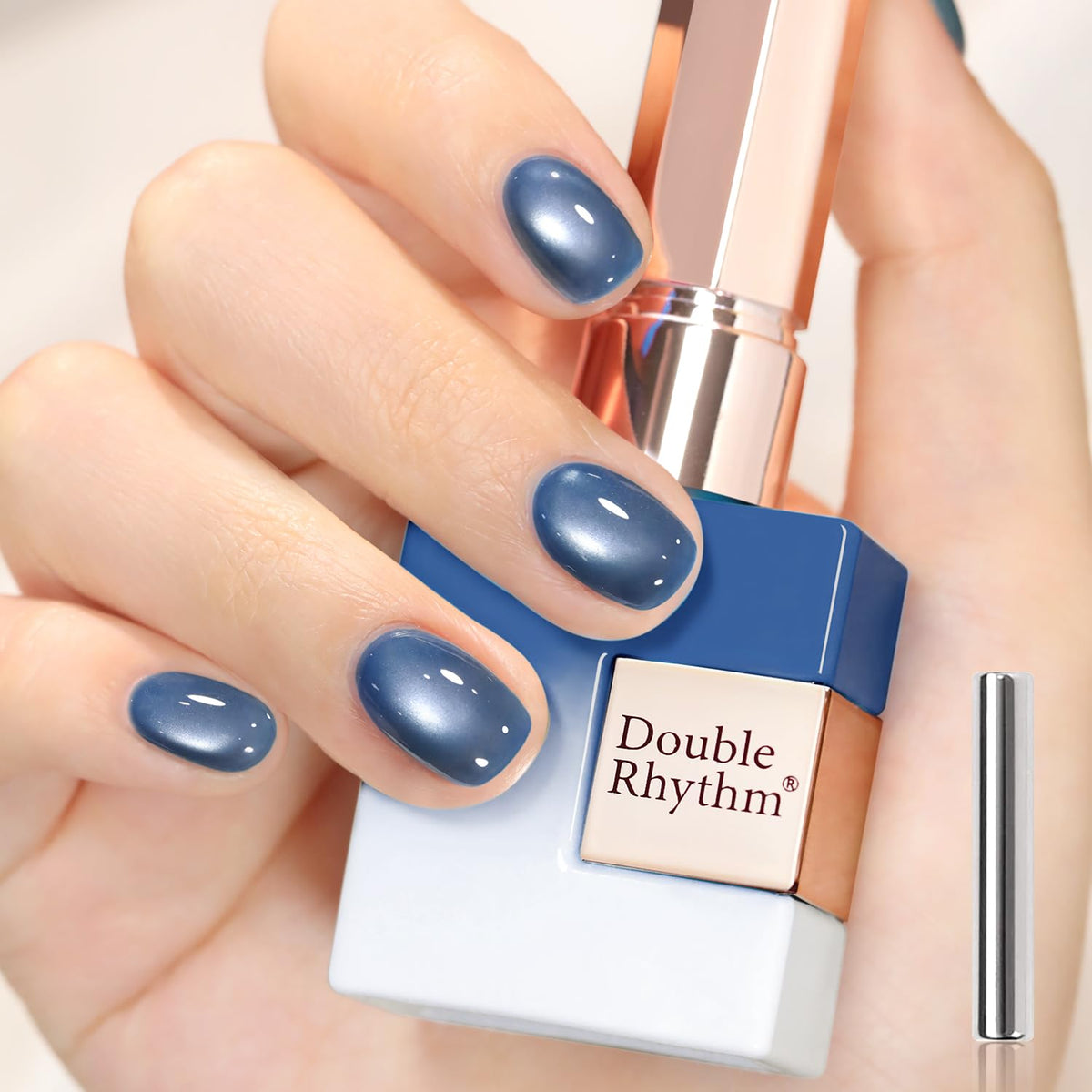 Double Rhythm Cat Eye Gel Nail Polish 15ml Sky Blue front view