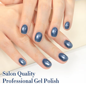 Double Rhythm Cat Eye Gel Nail Polish 15ml Sky Blue on nail art display