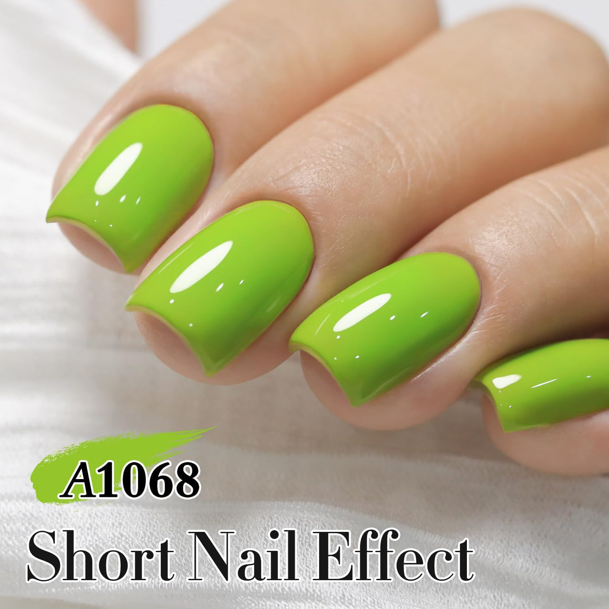 Double Rhythm Gel Nail Polish Light Green 15ML bottle close-up