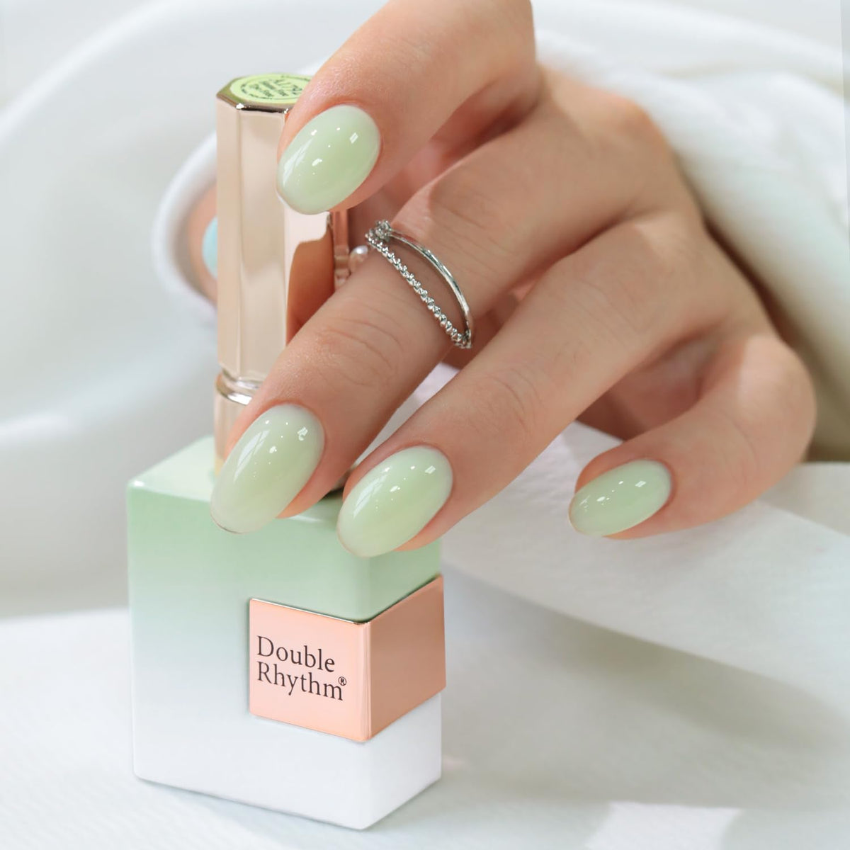 Double Rhythm Jelly Gel Polish 15ml Milky Green front view