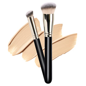 dpolla Foundation Brush front view with soft bristles