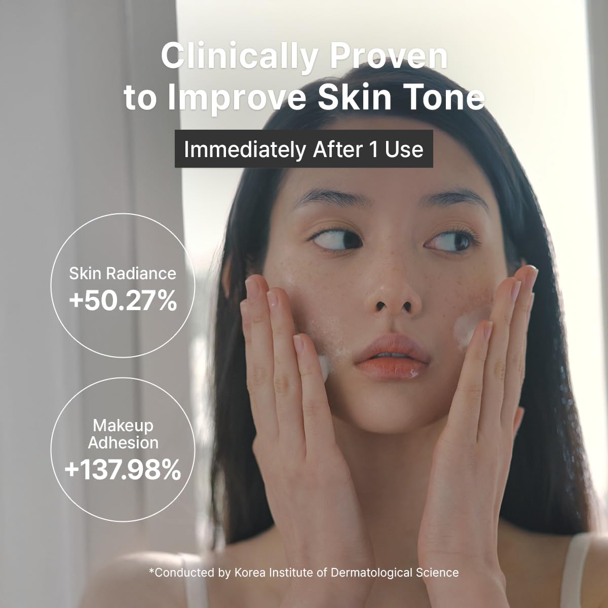 Dr.Althea ABC Glow Whipped Serum application on skin