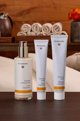 Dr. Hauschka Soothing Cleansing Milk ingredients list