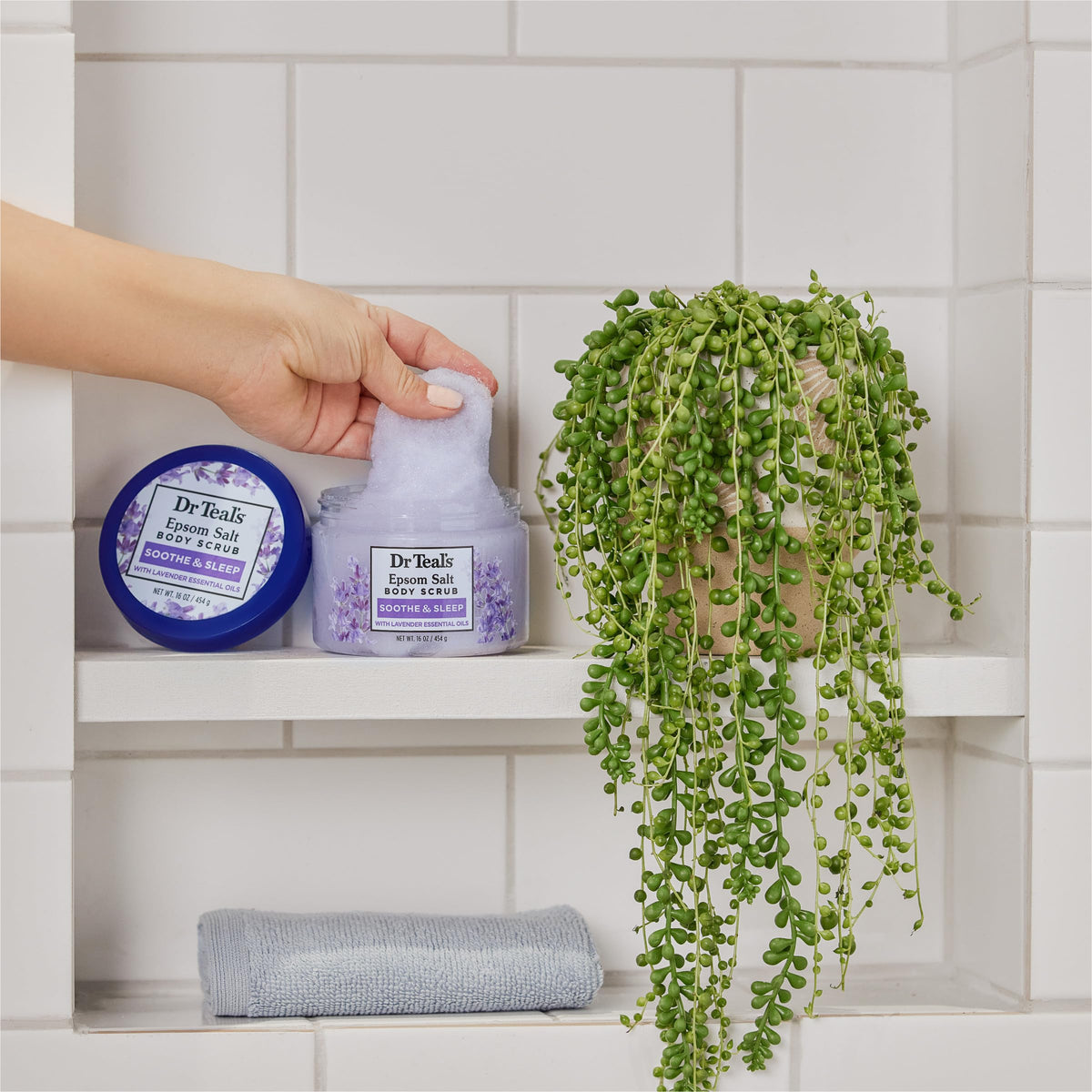 Dr Teal's Epsom Salt Body Scrub 16 oz lavender in use