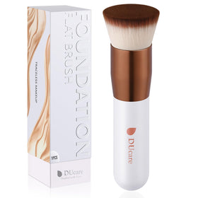 DUcare Foundation Brush flat top kabuki brush front view