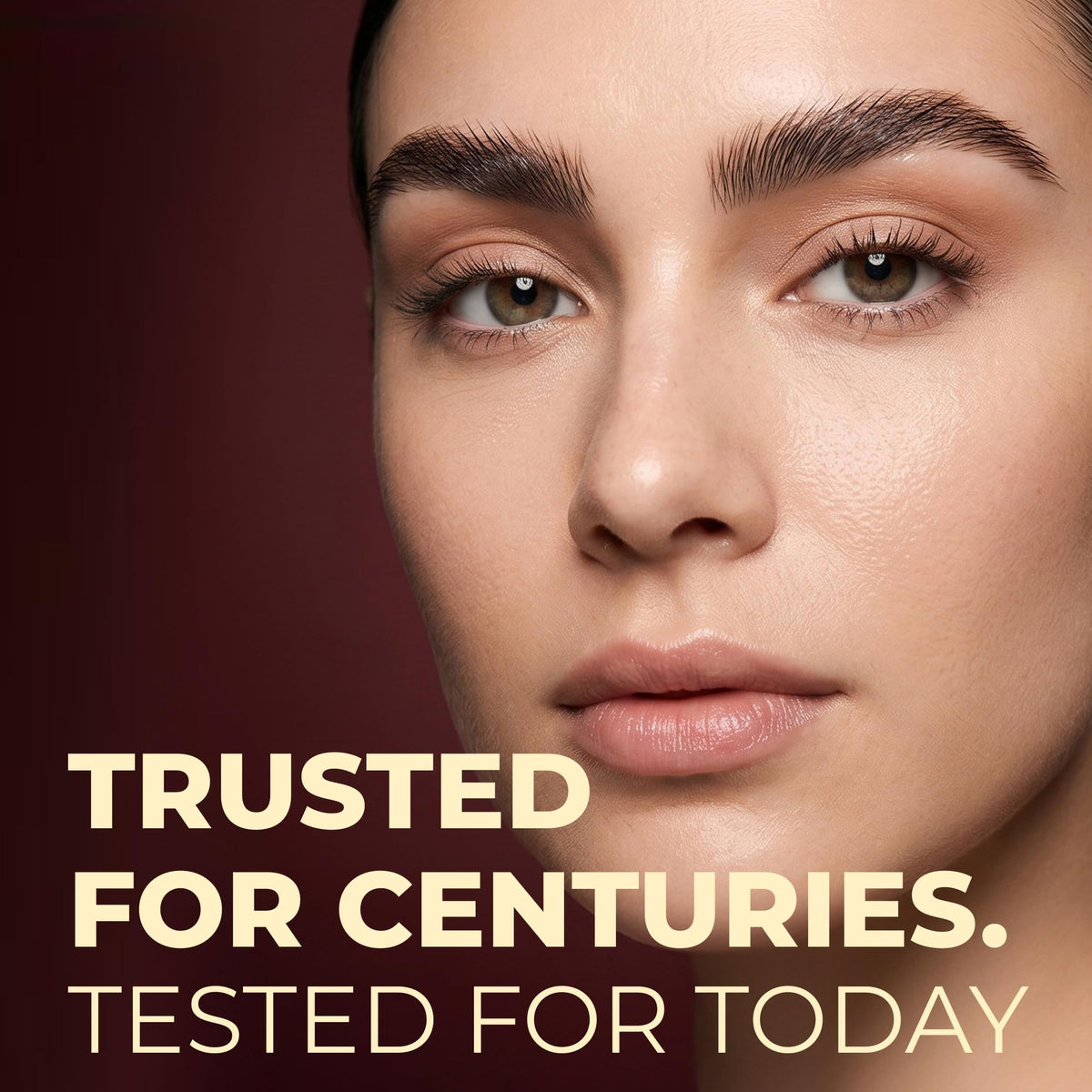 Duo angled brush included with MinaiBrow Henna Kit