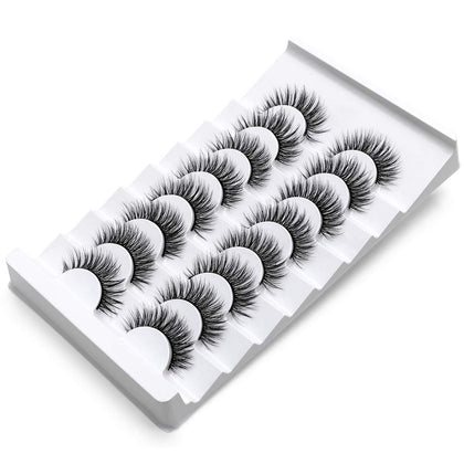 DYSILK Mink Lashes 8 pairs in elegant packaging