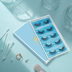 DYSILK Mink Lashes detailed view of synthetic fibres