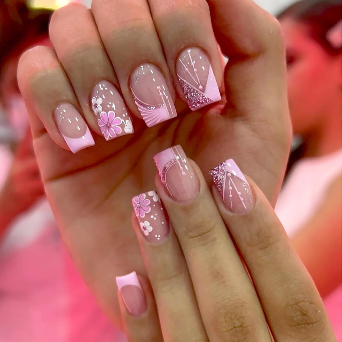 DZPGUONIZ 24Pcs Pink French Tip Press On Nails set front view