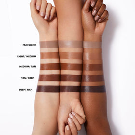 e.l.f. Halo Glow Contour Wand Medium/Tan packaging
