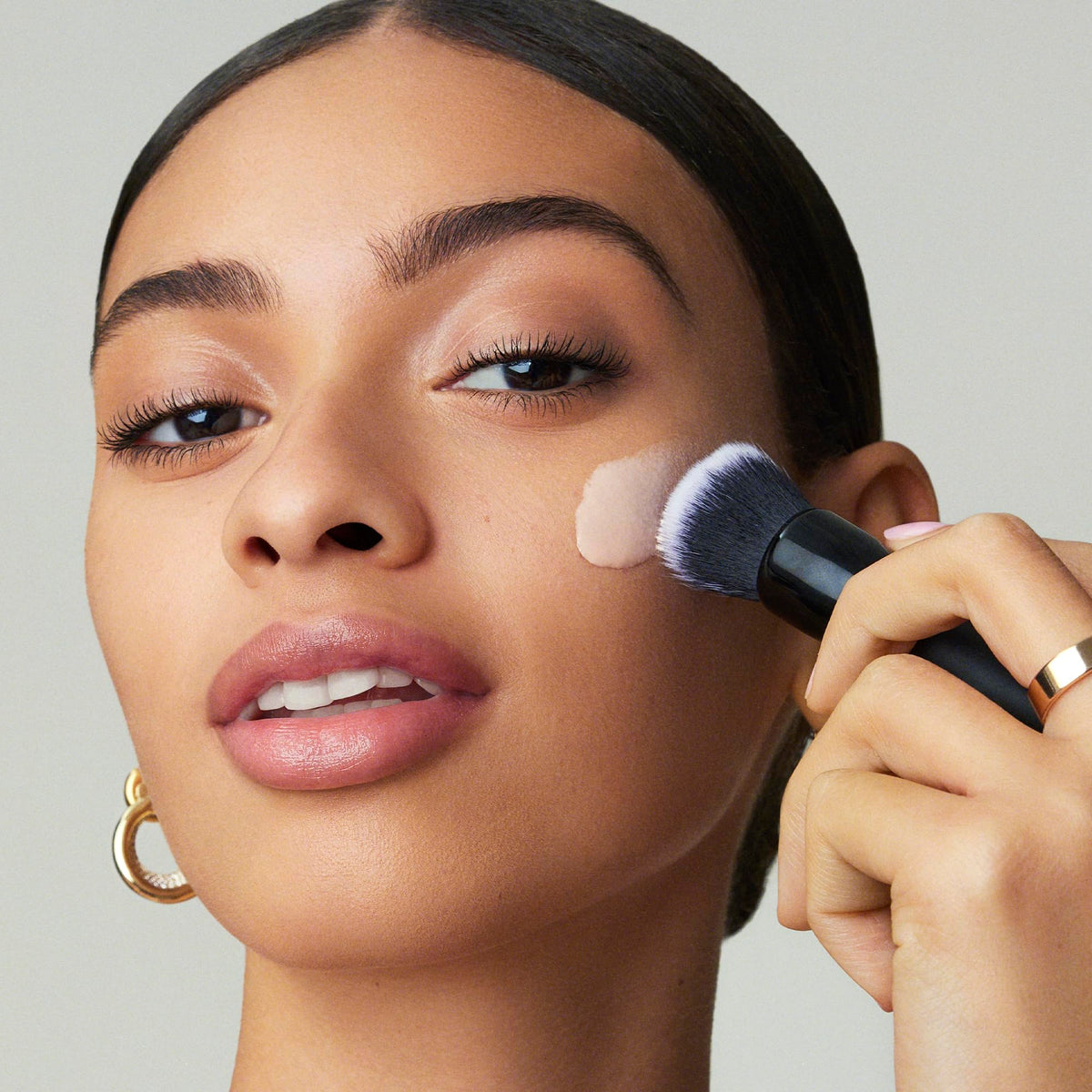 e.l.f. Liquid Poreless Putty Primer 40g texture close-up