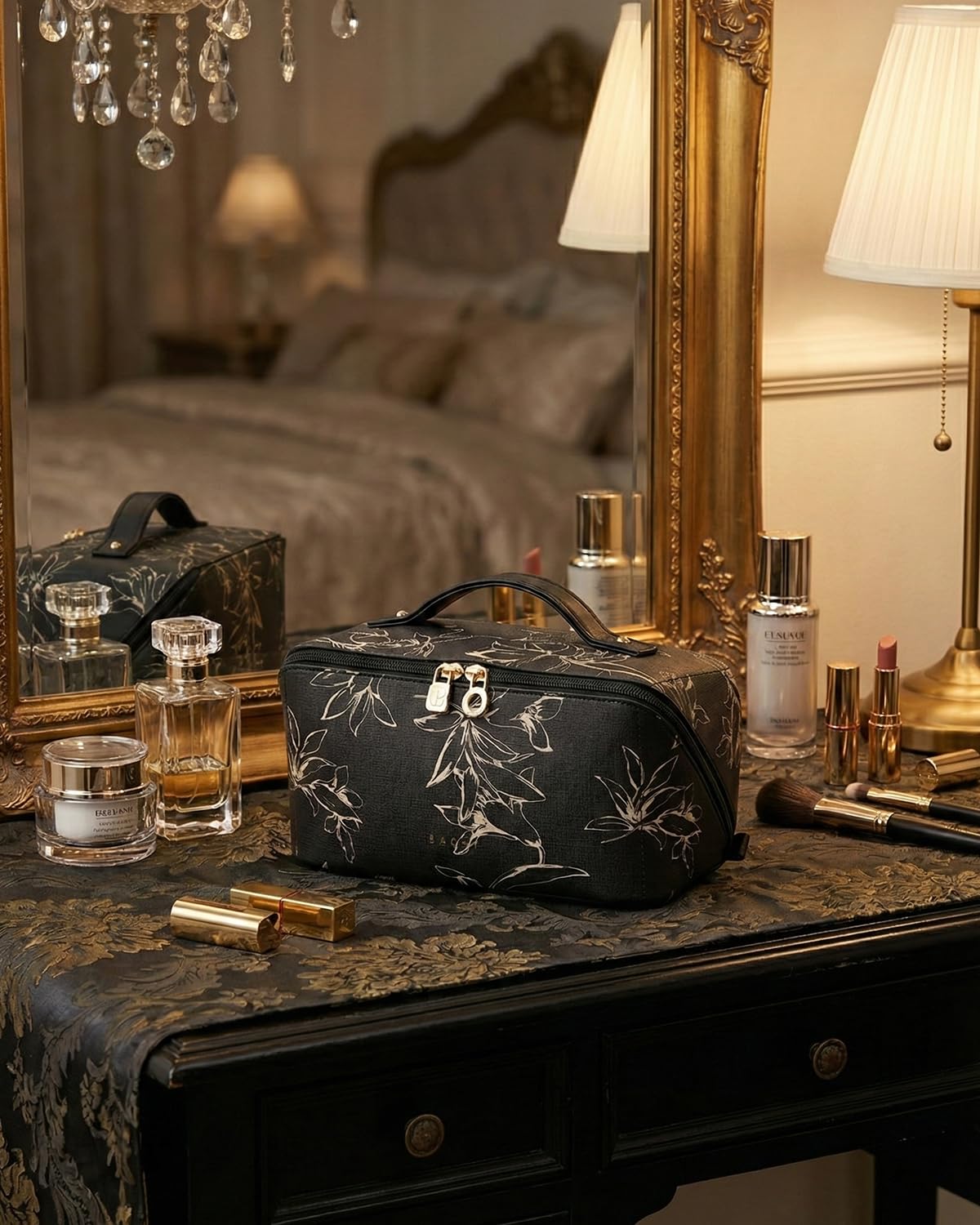 EACHY Travel Makeup Bag showing full-open design