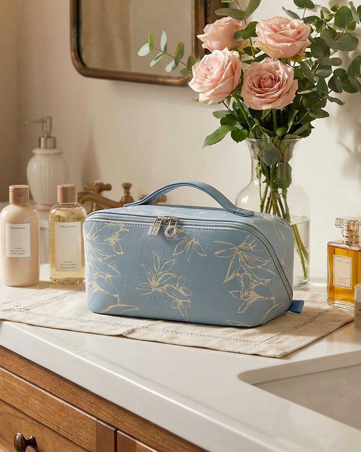 EACHY Travel Makeup Bag stylish floral design