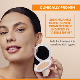 Eau Thermale Avène Beige Mineral Tinted Compact SPF 50 open with product visible