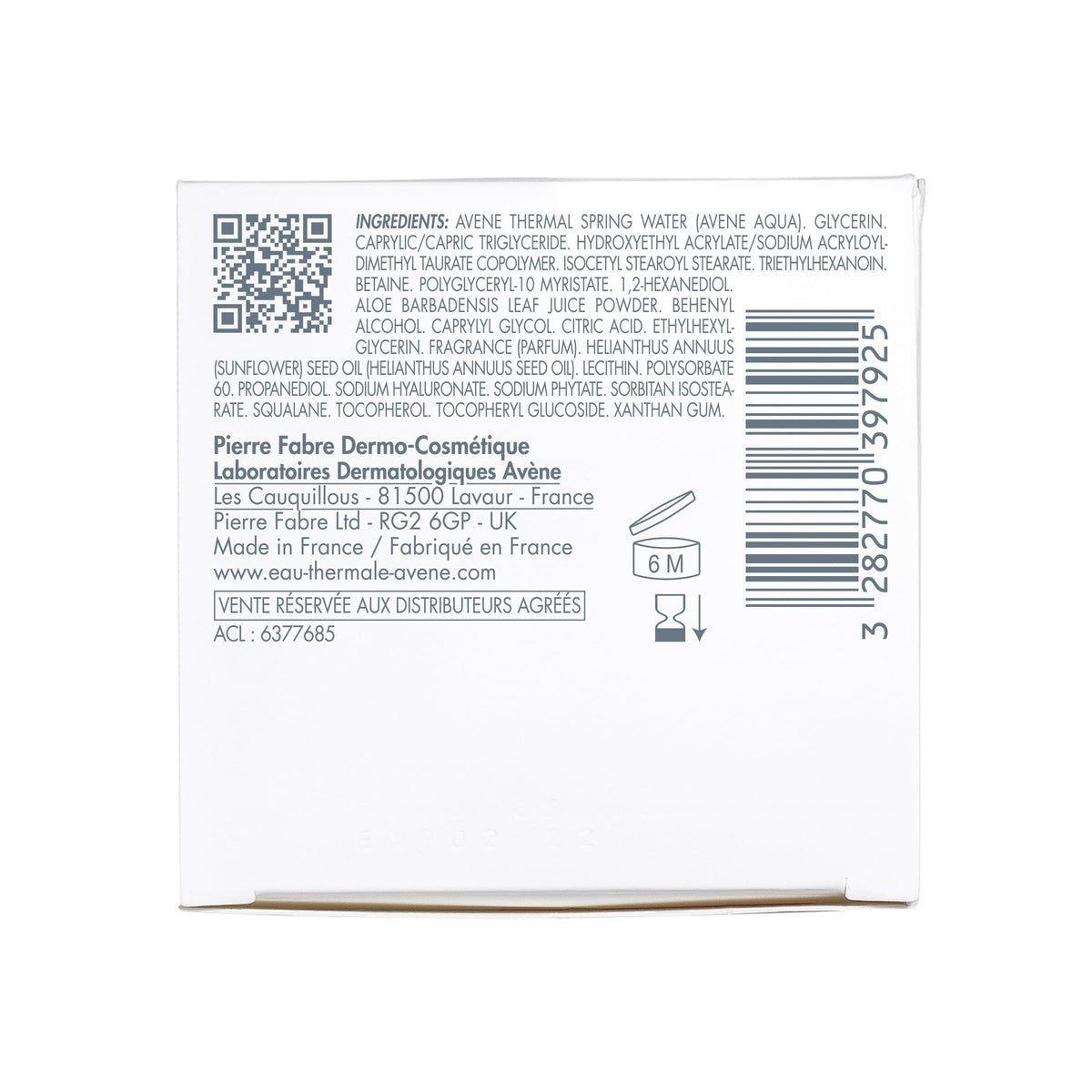 Eau Thermale Avène Hydrance Hydrating Aqua Cream-in-Gel with flowers