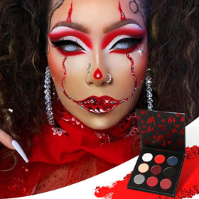 ecofavor Red Goth Eyeshadow Palette in a travel-friendly size