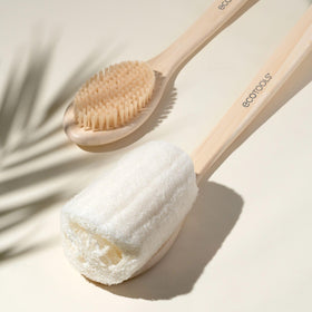 EcoTools Bath Bristle Brush back view with bristles