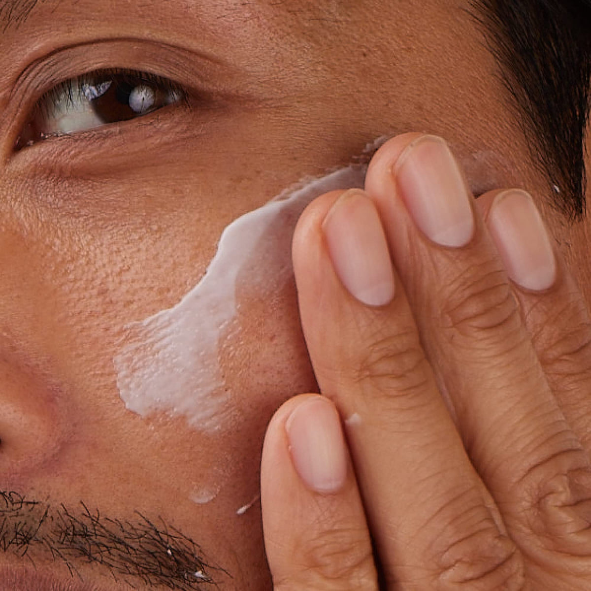 Edgewell Bulldog Age Defense Face Moisturizer application on skin