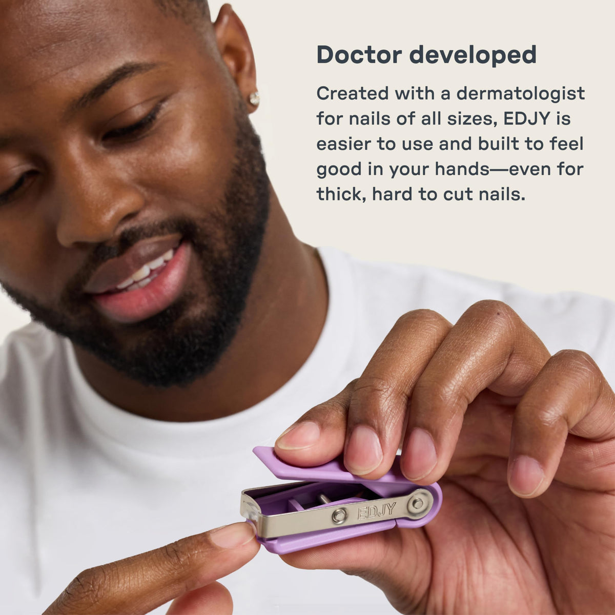 EDJY Fingernail Cutter showing collection compartment
