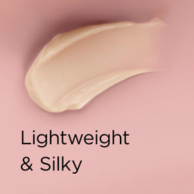 Elizabeth Arden Retinol Ceramide Eye Cream with a flower decoration