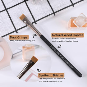 ENERGY Flat Definer Makeup Brush 212 side view highlighting synthetic fibres