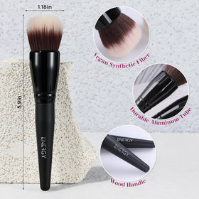 ENERGY Stippling Brush displayed with other makeup brushes