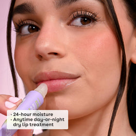 eos 24H Moisture Super Balm Wild Cherry close-up