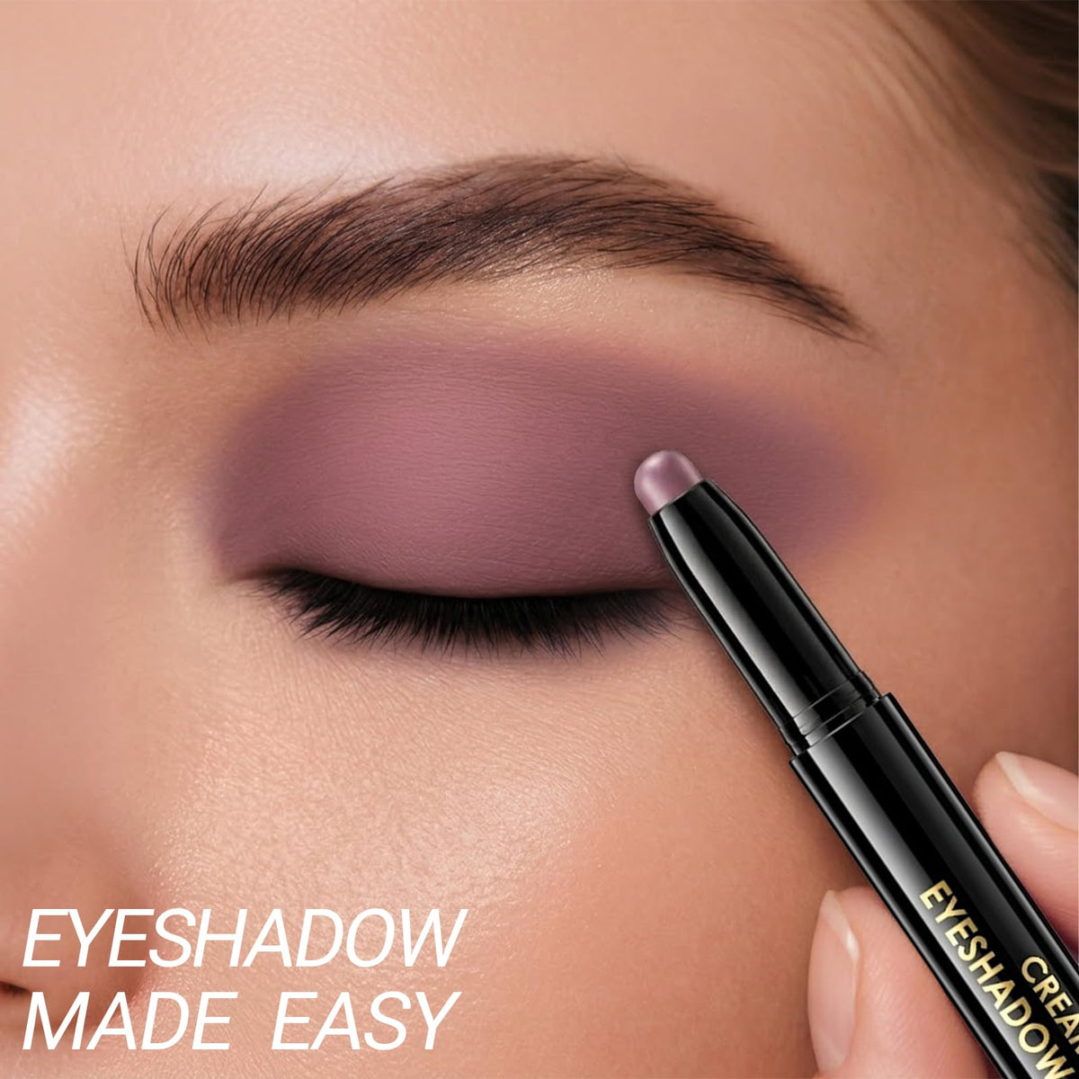 Erinde Smoky Mauve Eyeshadow Stick in hand