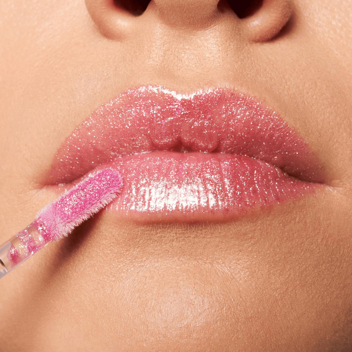 Essence Meta Glow Lip Gloss 03 Pink Vision packaging side view