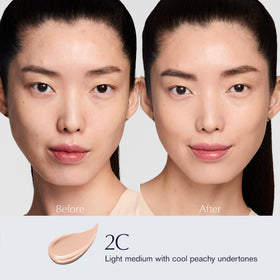 Estée Lauder Double Wear Concealer applicator close-up