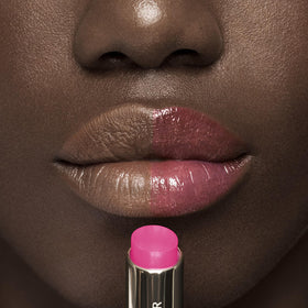 Estée Lauder Futurist HydraPlump Tinted Lip Balm Raspberry Revival packaging