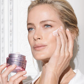 Estée Lauder Resilience Multi-Effect Tri-Peptide Moisturizer back view