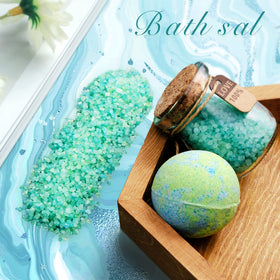EUASOO bath bomb and bath salt from the gift set