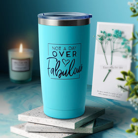 EUASOO scented candle from the spa gift basket set