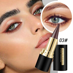 evpct Gel Eyeliner Pencil applied on eyelid