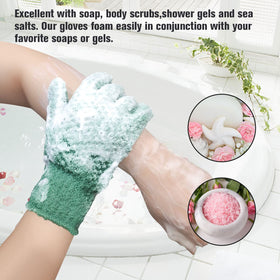 Evridwear Exfoliating Bath Gloves showing stretch fit on hand