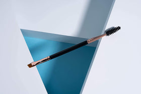 Existing Beauty Henna Eyebrow Brush showing bristles