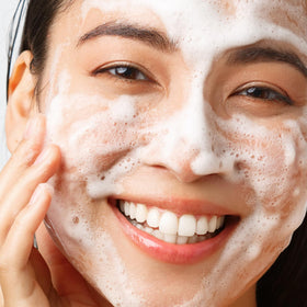 EXUVIANCE AGE REVERSE Foaming PHA Face Wash with botanical extracts