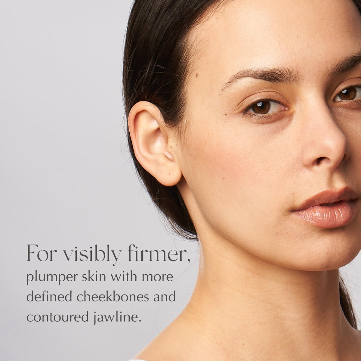 EXUVIANCE AGE REVERSE + Rebuild-5 Antiaging Moisturiser application on skin