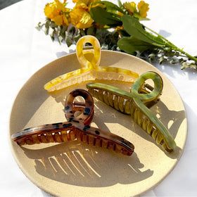 FAELBATY Big Butterfly Hair Claw Clip in yellow, side view