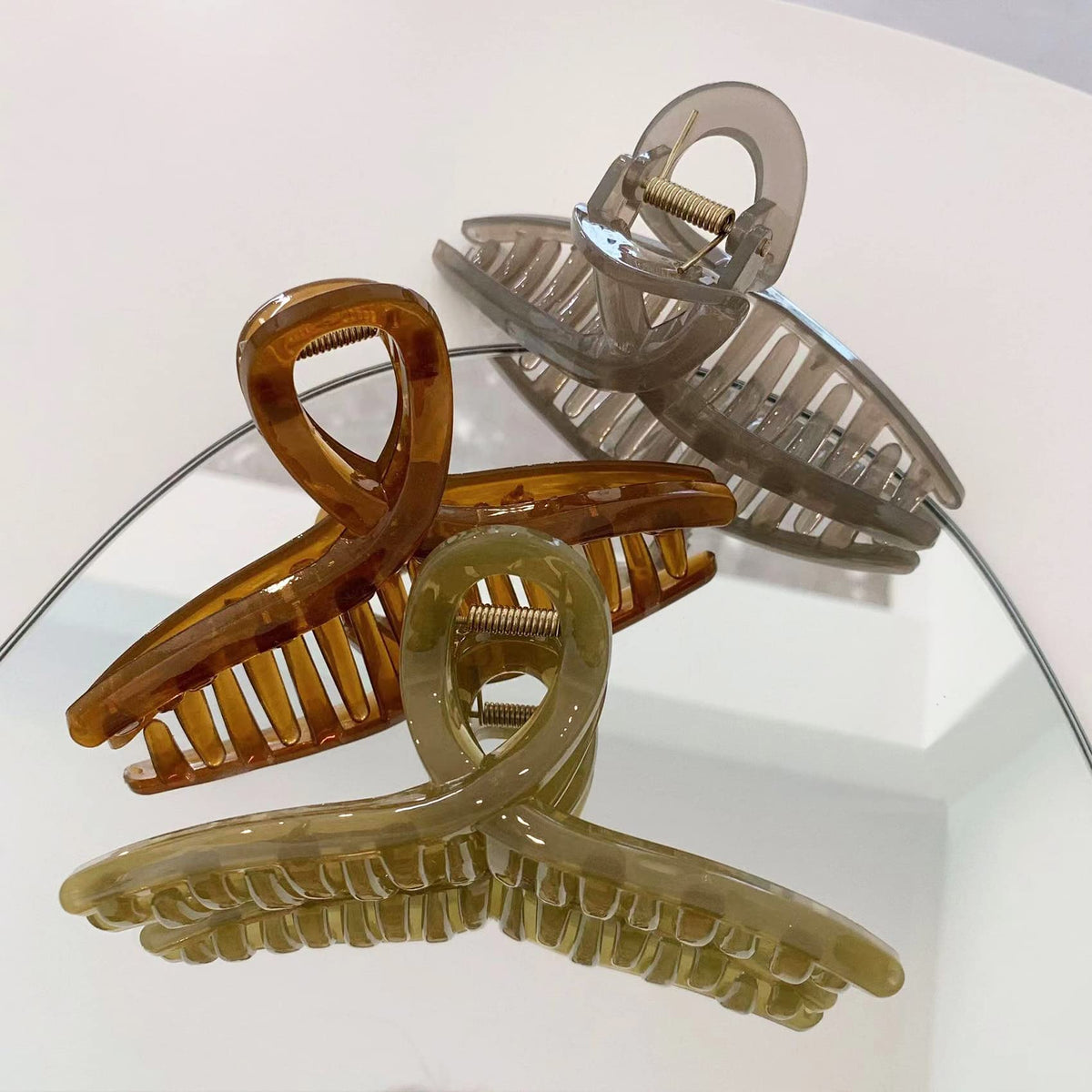FAELBATY Big Hair Claw Clips set in elegant packaging