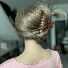 FAELBATY hair claw clip in grey colour on a white background